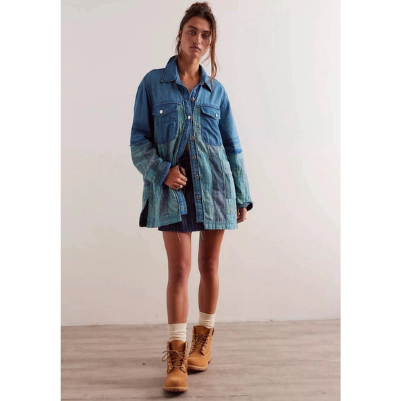 We the Free Heritage Quilted Shirt Jacket Blue Oversized Size Medium - Picture 1 of 8